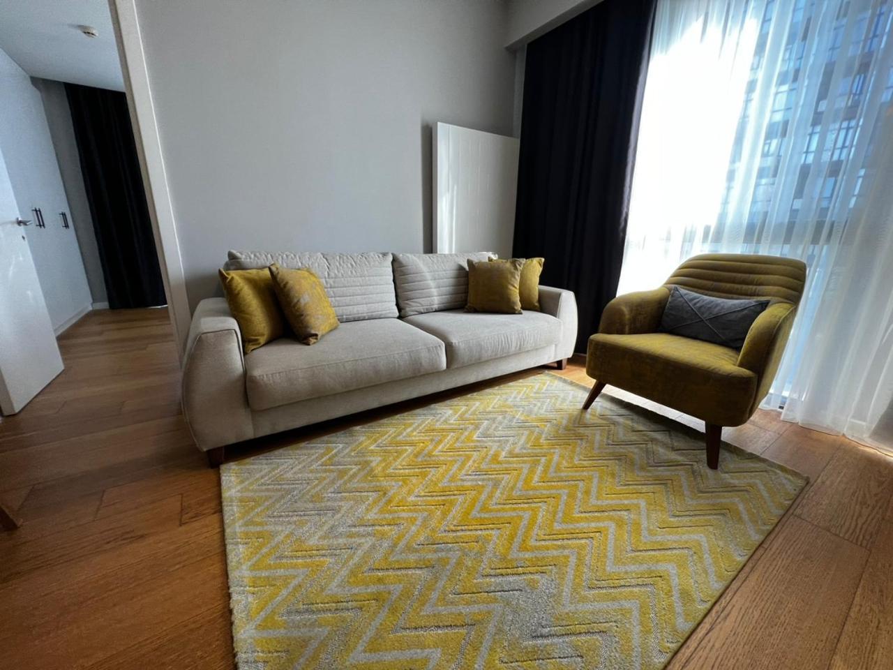Divan - Guenesli Near Atakoey Metro Station * Istambul